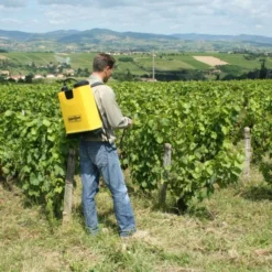 Berthoud Cosmos 18 Pro Rugspuit 18 Liter 5 Berthoud Cosmos 18 Pro Rugspuit 18 Liter -Bijzondere Tuin Verkoop 3176241022150 1