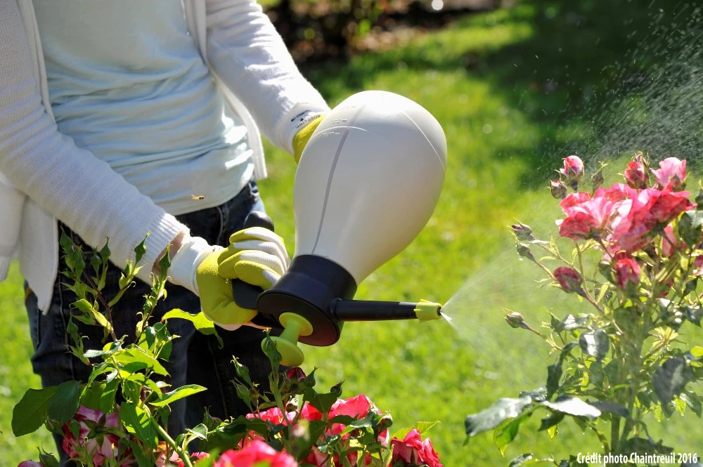 Hozelock Drukspuit Pure 2 Liter 2 Hozelock Drukspuit Pure 2 Liter - Afbeelding 2