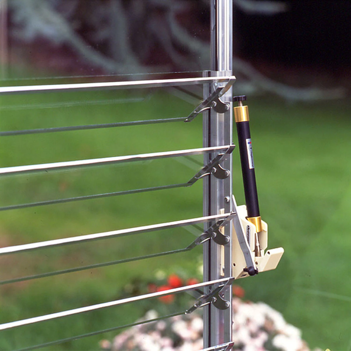 Royal Well Louvre Automatische Raamopener Roestvrijstaal 2 Royal Well Louvre Automatische Raamopener Roestvrijstaal - Afbeelding 2