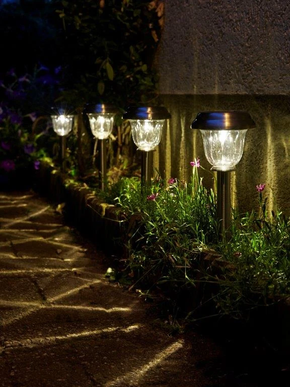 Luxform Intelligent Solar Pulzar 10 Lumen Tuinlamp 3 Luxform Intelligent Solar Pulzar 10 Lumen Tuinlamp - Afbeelding 3