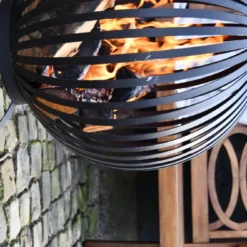 Esschert Vuurbal Strepen Laser Cut Zwart -Bijzondere Tuin Verkoop FF400 44