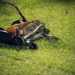 Fiskars StaySharp Max Kooimaaier -Bijzondere Tuin Verkoop Fiskars Garden Action StaySharp Max Reel mower 1000591 3