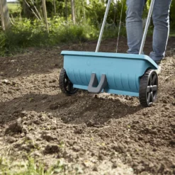 Gardena Strooiwagen L 28 Gardena Strooiwagen L -Bijzondere Tuin Verkoop GA320 0529 scaled