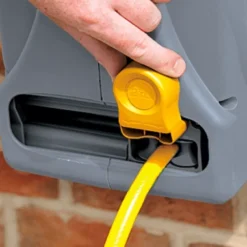 Hozelock Compact Slanghaspel Incl. 25 M Slang En Startset 8 Hozelock Compact Slanghaspel Incl. 25 M Slang En Startset -Bijzondere Tuin Verkoop Hozelock compacte haspel incl 25 mtr slang 3 1