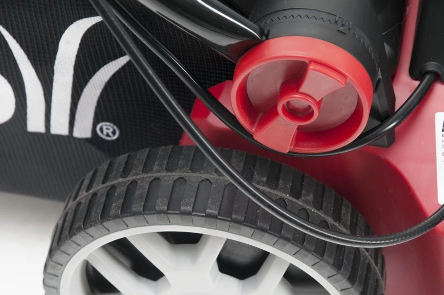 MTD Elektrische Verticuteermachine Optima 37 VE 2 MTD Elektrische Verticuteermachine Optima 37 VE - Afbeelding 2