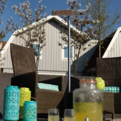 Sunred Terrasverwarmer Royal Diamond Silver Standing 2000 -Bijzondere Tuin Verkoop RD SILVER 2000S Lifestyle 01 Large