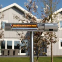 Sunred Terrasverwarmer Royal Diamond Silver Standing 2000 -Bijzondere Tuin Verkoop RD SILVER 2000S Lifestyle 02 Large