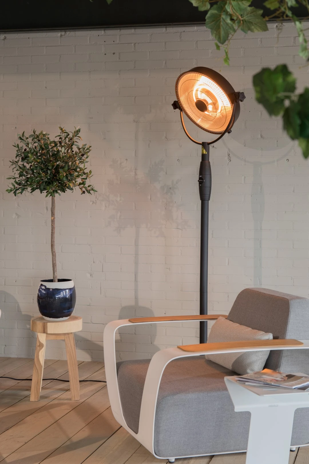 Sunred Terrasverwarmer Heater Retro Standing 2100 6 Sunred Terrasverwarmer Heater Retro Standing 2100 - Afbeelding 6