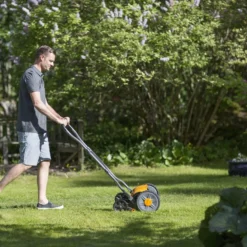 Fiskars Grasmaaier StaySharp Plus - 122 Cm 8 Fiskars Grasmaaier StaySharp Plus - 122 Cm -Bijzondere Tuin Verkoop fiskars staysharp plus handmaaier202